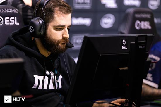 探索游戏中的狼人元素：从血源诅咒到风暴英雄